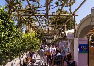 Amalfi, Positano & Ravello: Bootstour ab Neapel, Neapel, Italien. Amalfi, Positano & Ravello: Bootstour ab Neapel, Neapel, Italien.