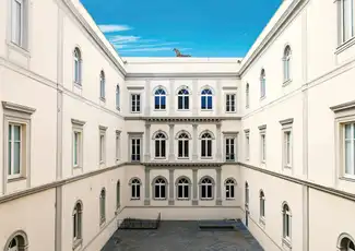 Museo Madre, Napoli, Italia. Museo Madre, Napoli, Italia.