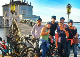 Fahrradtour: Felder von Neapel und Phlegraä, Neapel, Italien. Fahrradtour: Felder von Neapel und Phlegraä, Neapel, Italien.