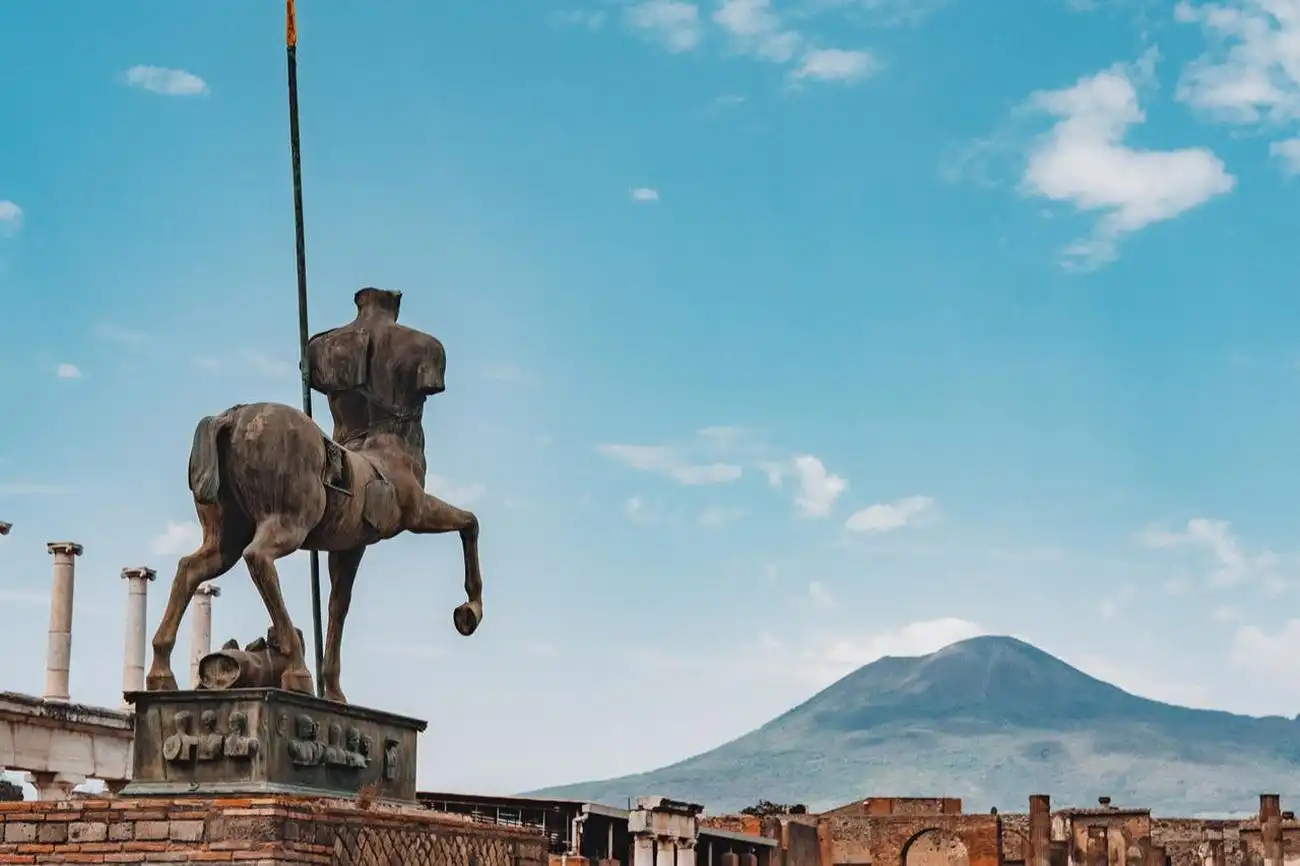 Pompeji & Vesuv: Eintritt ohne Anstehen + Hin- und Rückfahrt ab Neapel, Ercolano, Italien. Pompeji & Vesuv: Eintritt ohne Anstehen + Hin- und Rückfahrt ab Neapel, Ercolano, Italien.