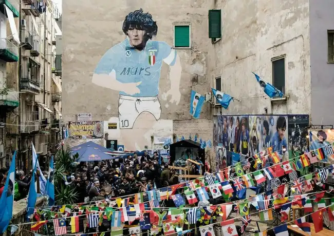 Das Monumentale Neapel von Maradona: Walking Tour, Neapel, Italien. Das Monumentale Neapel von Maradona: Walking Tour, Neapel, Italien.