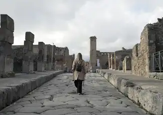 Pompeji: Eintrittskarte + Audio Guide + Hin- und Rücktransfer von Neapel, Pompeji, Italien. Pompeji: Eintrittskarte + Audio Guide + Hin- und Rücktransfer von Neapel, Pompeji, Italien.