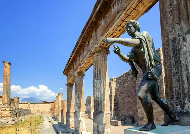 Pompeji & Neapel: Tagestour von Rom aus, Rom, Italien. Pompeji & Neapel: Tagestour von Rom aus, Rom, Italien.