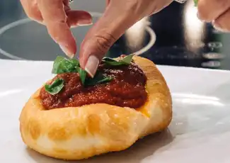 Neapel: Pizza-Kochkurs, Neapel, Italien. Neapel: Pizza-Kochkurs, Neapel, Italien.