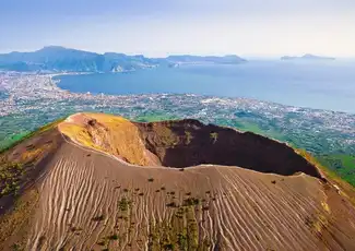 Pompeji und der Vesuv: Geführte Tour + Mittagessen + Hin- und Rücktransfer, Neapel, Italien. Pompeji und der Vesuv: Geführte Tour + Mittagessen + Hin- und Rücktransfer, Neapel, Italien.