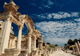 Amalfiküste, Sorrent und Pompeji: Eintrittskarte + Hin- und Rückfahrt von Neapel, Neapel, Italien. Amalfiküste, Sorrent und Pompeji: Eintrittskarte + Hin- und Rückfahrt von Neapel, Neapel, Italien.