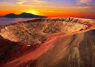 Vesuv: Eintrittskarte für den Sonnenuntergang + Hin- und Rückfahrt von Pompei, Pompeji, Italien. Vesuv: Eintrittskarte für den Sonnenuntergang + Hin- und Rückfahrt von Pompei, Pompeji, Italien.