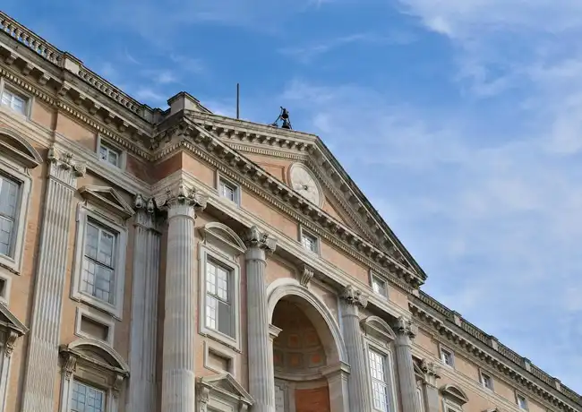 Königspalast von Caserta: Eintritt ohne Anstehen + Führung, Caserta, Italien. Königspalast von Caserta: Eintritt ohne Anstehen + Führung, Caserta, Italien.