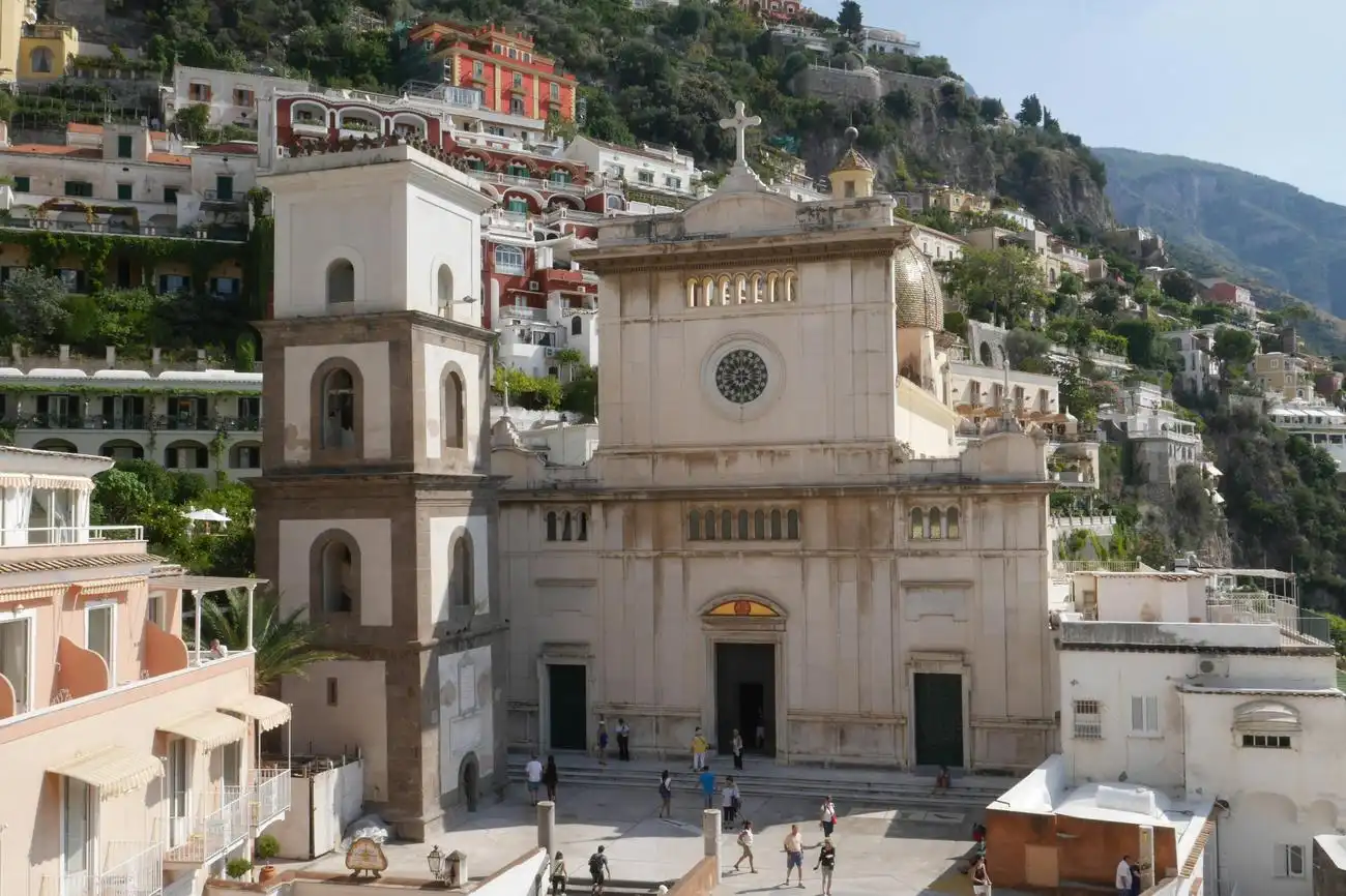 Pompeji & Positano: Tagesausflug für Kleingruppen ab Rom + Limoncello-Verkostung, Rom, Italien. Pompeji & Positano: Tagesausflug für Kleingruppen ab Rom + Limoncello-Verkostung, Rom, Italien.