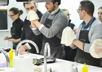 Neapel: Pizza-Kochkurs, Neapel, Italien. Neapel: Pizza-Kochkurs, Neapel, Italien.