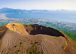 Vesuv: Tagesausflüge ab Pompeji & Vesuv: Eintritt ohne Anstehen + Hin- und Rückfahrt von Pompei, Pompeji, Italien. Vesuv: Tagesausflüge ab Pompeji & Vesuv: Eintritt ohne Anstehen + Hin- und Rückfahrt von Pompei, Pompeji, Italien.