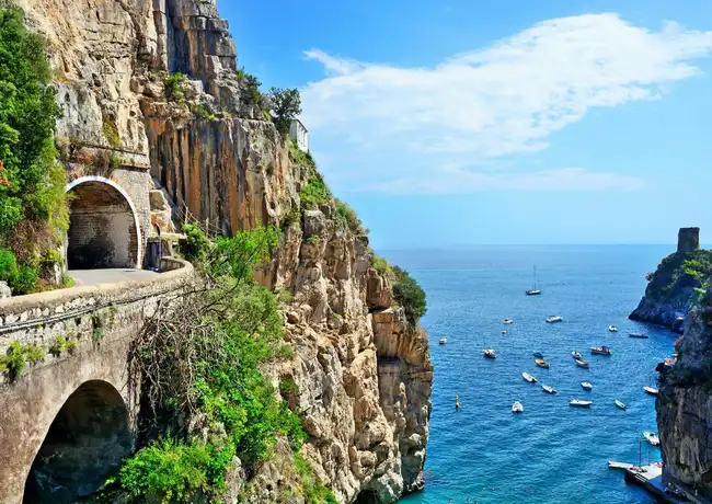 Amalfi, Sorrent & Positano: Tour für kleine Gruppen ab Neapel, Neapel, Italien. Amalfi, Sorrent & Positano: Tour für kleine Gruppen ab Neapel, Neapel, Italien.