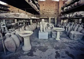 Pompeji, Amalfiküste und Sorrent: Tagesausflug von Rom aus, Rom, Italien. Pompeji, Amalfiküste und Sorrent: Tagesausflug von Rom aus, Rom, Italien.