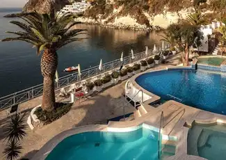 Ischia: Eintritt in die Poseidon-Thermengärten + Tragflächenboot + Transfer, Neapel, Italien. Ischia: Eintritt in die Poseidon-Thermengärten + Tragflächenboot + Transfer, Neapel, Italien.