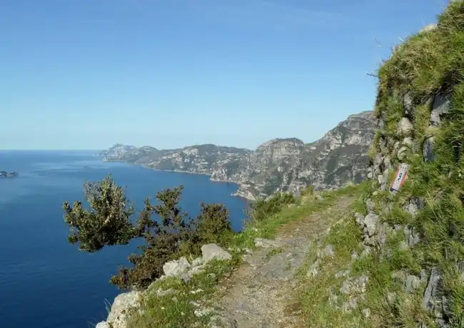 Pad van de Goden: Trekking met gids + Rondreis vanuit Napels, Napels, Italië.
