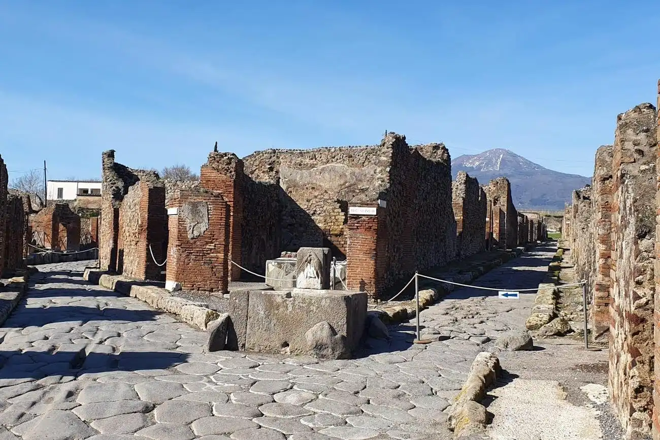 Pompeji: Skip The Line Entry Ticket + Guided Tour ab Neapel, Neapel, Italien. Pompeji: Skip The Line Entry Ticket + Guided Tour ab Neapel, Neapel, Italien.
