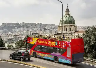 City Sightseeing Neapel: Hop on Hop Off Tour, Neapel, Italien. City Sightseeing Neapel: Hop on Hop Off Tour, Neapel, Italien.