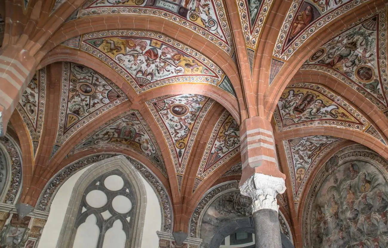 Neapel: Museen & Unterirdische Stadt, Neapel, Italien. Neapel: Museen & Unterirdische Stadt, Neapel, Italien.
