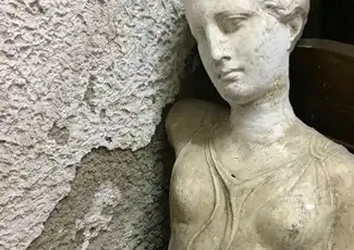 Spanische Viertel im Untergrund: Geführte Tour, Neapel, Italien. Spanische Viertel im Untergrund: Geführte Tour, Neapel, Italien.