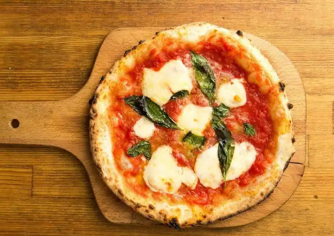 Neapel: Pizza-Verkostung + Stadtrundgang im Zentrum, Neapel, Italien. Neapel: Pizza-Verkostung + Stadtrundgang im Zentrum, Neapel, Italien.