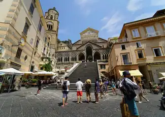 Amalfi, Positano & Ravello: Tagesausflug in kleiner Gruppe ab Neapel, Neapel, Italien. Amalfi, Positano & Ravello: Tagesausflug in kleiner Gruppe ab Neapel, Neapel, Italien.