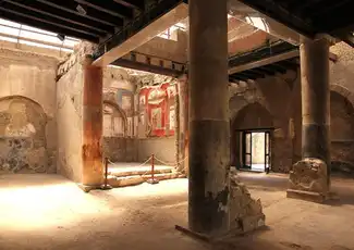 Pompeji, Herculaneum & Vesuv: Eintrittskarte + Hin- und Rückfahrt ab Neapel, Neapel, Italien. Pompeji, Herculaneum & Vesuv: Eintrittskarte + Hin- und Rückfahrt ab Neapel, Neapel, Italien.