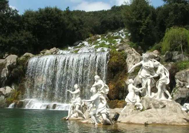 Königspalast von Caserta: Eintritt ohne Anstehen + Führung, Caserta, Italien. Königspalast von Caserta: Eintritt ohne Anstehen + Führung, Caserta, Italien.