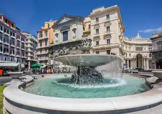 Naples : Visite guidée du Street Art et des quartiers espagnols, Naples, Italie. Naples : Visite guidée du Street Art et des quartiers espagnols, Naples, Italie.