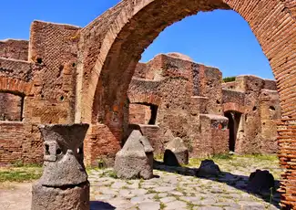 Pompeji, Herculanuem & Vesuv: Skip The Line Tickets + Hin- und Rückfahrt von Neapel, Neapel, Italien. Pompeji, Herculanuem & Vesuv: Skip The Line Tickets + Hin- und Rückfahrt von Neapel, Neapel, Italien.