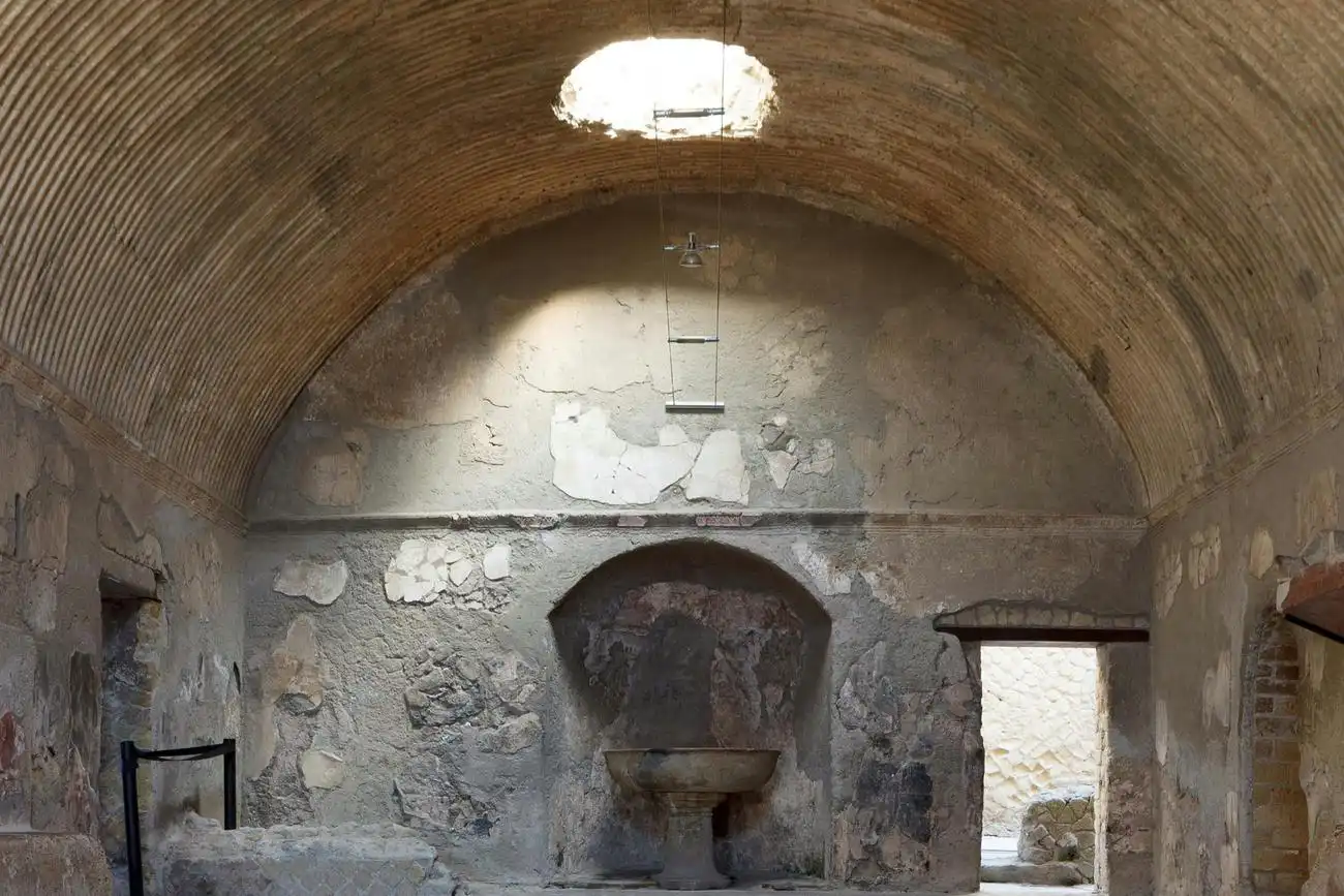 Vesuv und Herculanuem: Skip The Line Ticket + Hin- und Rückfahrt von Pompeji, Pompeji, Italien. Vesuv und Herculanuem: Skip The Line Ticket + Hin- und Rückfahrt von Pompeji, Pompeji, Italien.