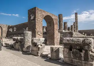 Pompeji & Vesuv: Eintritt + Hin- und Rückfahrt ab Neapel, Ercolano, Italien. Pompeji & Vesuv: Eintritt + Hin- und Rückfahrt ab Neapel, Ercolano, Italien.