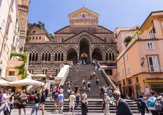Amalfi, Positano & Ravello: Bootstour ab Neapel, Neapel, Italien. Amalfi, Positano & Ravello: Bootstour ab Neapel, Neapel, Italien.