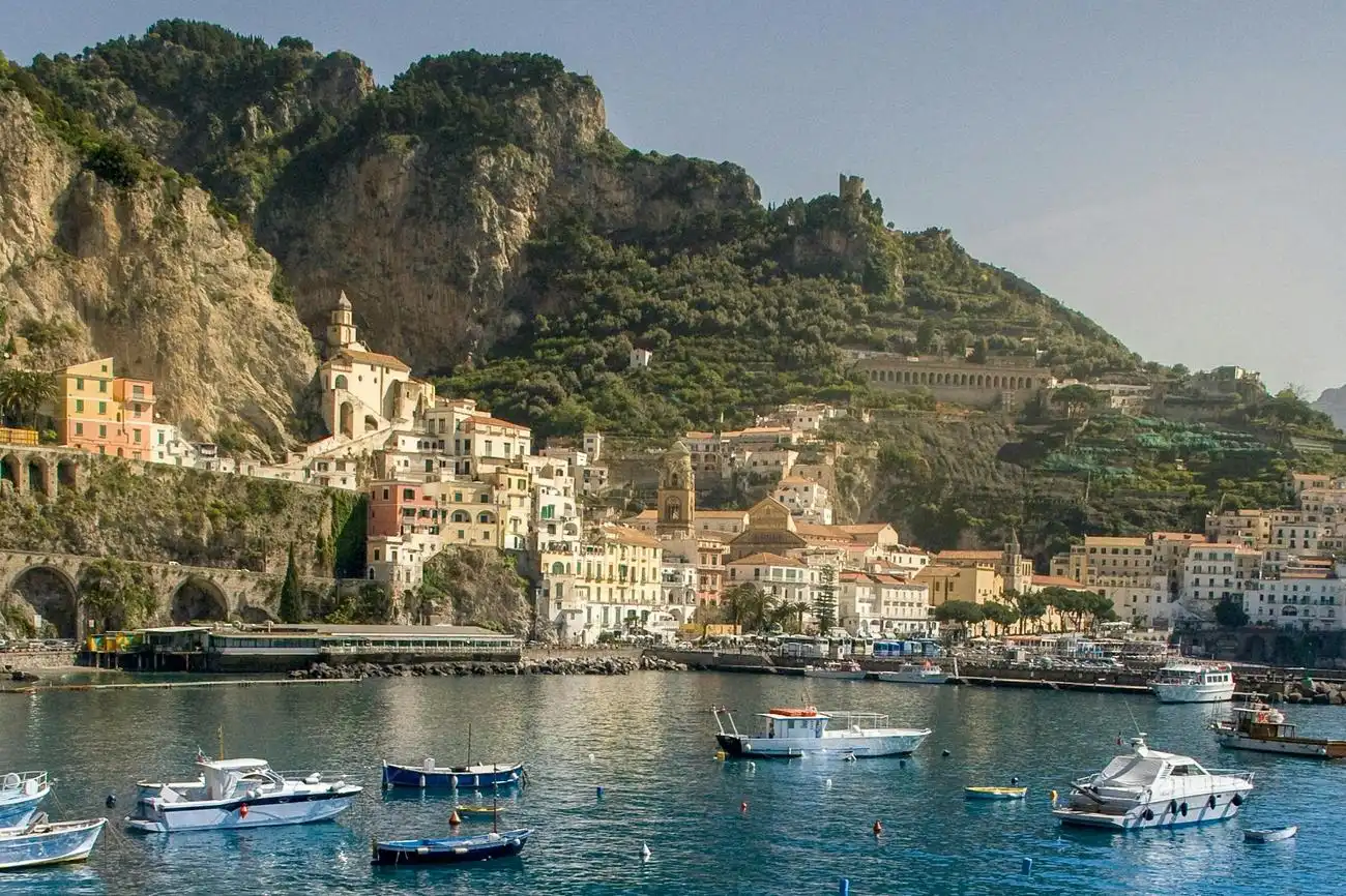 Napoli: Soggiorno di 2 notti in un esclusivo Grand Hotel, Napoli, Italia.