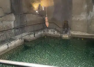 Napoli Sotterranea: In der Unterwelt Neapels: Eintritt ohne Anstehen + Führung, Neapel, Italien. Napoli Sotterranea: In der Unterwelt Neapels: Eintritt ohne Anstehen + Führung, Neapel, Italien.